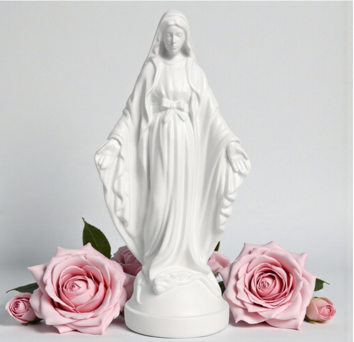 Virgen María blanca moderna